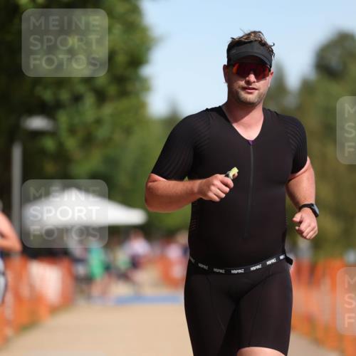 07.09.2025 - 19. Norderstedt Triathlon Michael Strokosch http://msf.ph/oto/8799239 07.09.2025 11:59:15 Laufen 229, 281, 760 meine-sportfotos.de