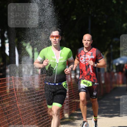 07.09.2025 - 19. Norderstedt Triathlon Michael Strokosch http://msf.ph/oto/8799293 07.09.2025 14:47:36 Laufen 962, 983, 1004 meine-sportfotos.de