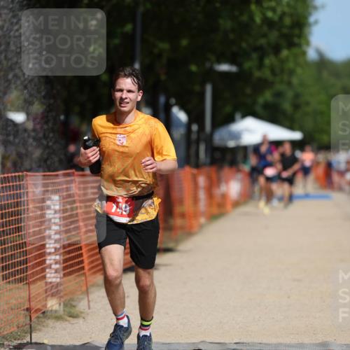 07.09.2025 - 19. Norderstedt Triathlon Michael Strokosch http://msf.ph/oto/8799297 07.09.2025 12:29:07 Laufen 149, 155 meine-sportfotos.de