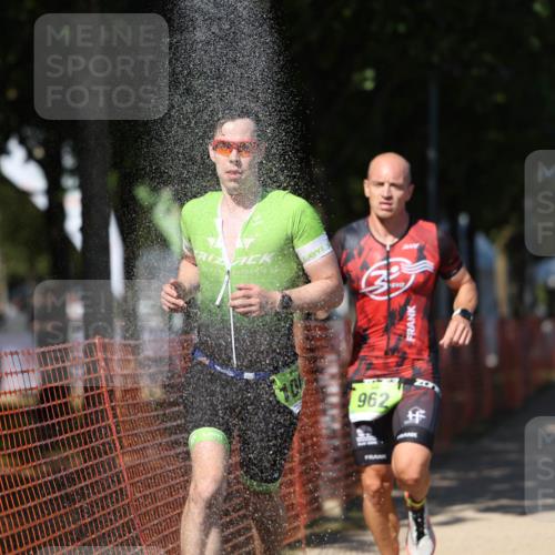 07.09.2025 - 19. Norderstedt Triathlon Michael Strokosch http://msf.ph/oto/8799299 07.09.2025 14:47:37 Laufen 962, 983, 984, 1004 meine-sportfotos.de
