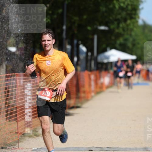07.09.2025 - 19. Norderstedt Triathlon Michael Strokosch http://msf.ph/oto/8799304 07.09.2025 12:29:07 Laufen 149, 155 meine-sportfotos.de
