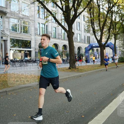 07.09.2025 - BARMER Alsterlauf Yannick Fuchs http://msf.ph/oto/8799357 07.09.2025 11:47:28 Laufen  meine-sportfotos.de