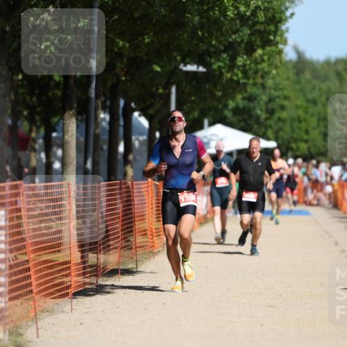 07.09.2025 - 19. Norderstedt Triathlon Michael Strokosch http://msf.ph/oto/8799360 07.09.2025 12:29:14 Laufen 835, 1217, 1306, 1379 meine-sportfotos.de
