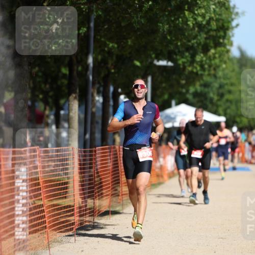 07.09.2025 - 19. Norderstedt Triathlon Michael Strokosch http://msf.ph/oto/8799378 07.09.2025 12:29:15 Laufen 835, 1217, 1306, 1379 meine-sportfotos.de