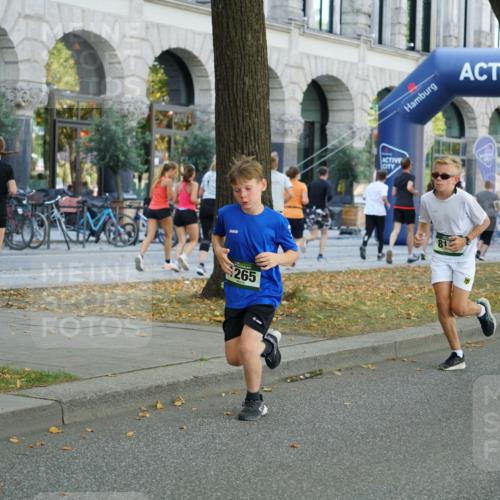 07.09.2025 - BARMER Alsterlauf Yannick Fuchs http://msf.ph/oto/8799382 07.09.2025 11:47:30 Laufen 265, 8133 meine-sportfotos.de