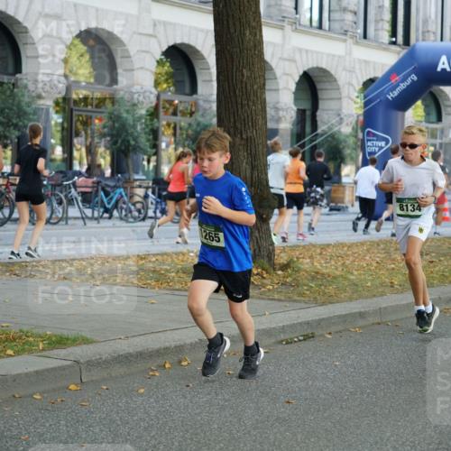 07.09.2025 - BARMER Alsterlauf Yannick Fuchs http://msf.ph/oto/8799386 07.09.2025 11:47:30 Laufen 265, 8134, 81, 2 meine-sportfotos.de