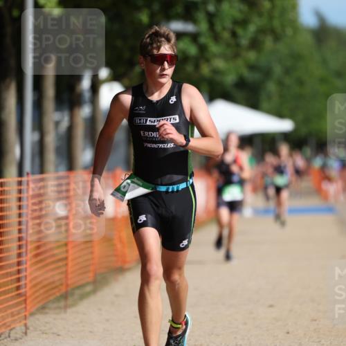 07.09.2025 - 19. Norderstedt Triathlon Michael Strokosch http://msf.ph/oto/8799406 07.09.2025 10:55:59 Laufen 89, 109, 668 meine-sportfotos.de