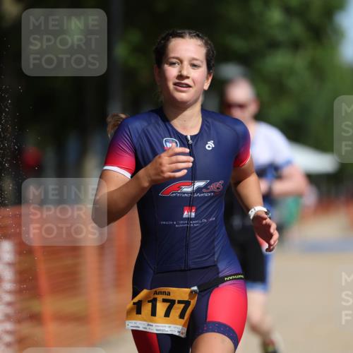 07.09.2025 - 19. Norderstedt Triathlon Michael Strokosch http://msf.ph/oto/8799408 07.09.2025 11:59:36 Laufen 296, 1177, 1383 meine-sportfotos.de