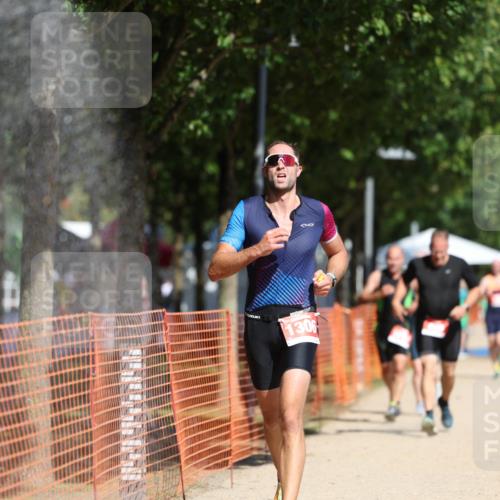 07.09.2025 - 19. Norderstedt Triathlon Michael Strokosch http://msf.ph/oto/8799414 07.09.2025 12:29:16 Laufen 818, 835, 1217, 1306, 1379 meine-sportfotos.de