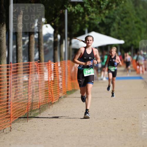 07.09.2025 - 19. Norderstedt Triathlon Michael Strokosch http://msf.ph/oto/8799438 07.09.2025 10:56:02 Laufen 109, 114, 668 meine-sportfotos.de