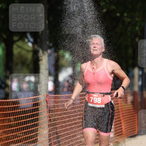 07.09.2025 - 19. Norderstedt Triathlon Michael Strokosch http://msf.ph/oto/8799493 07.09.2025 13:07:04 Laufen 183, 798 meine-sportfotos.de