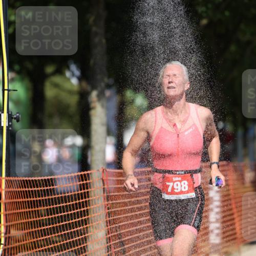 07.09.2025 - 19. Norderstedt Triathlon Michael Strokosch http://msf.ph/oto/8799501 07.09.2025 13:07:05 Laufen 183, 798 meine-sportfotos.de