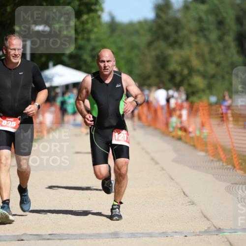 07.09.2025 - 19. Norderstedt Triathlon Michael Strokosch http://msf.ph/oto/8799514 07.09.2025 12:29:21 Laufen 756, 818, 835, 1217, 1306, 1379 meine-sportfotos.de