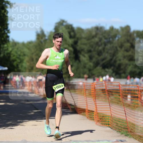 07.09.2025 - 19. Norderstedt Triathlon Michael Strokosch http://msf.ph/oto/8799520 07.09.2025 14:48:12 Laufen 995, 1003 meine-sportfotos.de