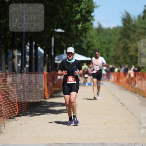07.09.2025 - 19. Norderstedt Triathlon Michael Strokosch http://msf.ph/oto/8799521 07.09.2025 13:07:07 Laufen 183, 187, 798 meine-sportfotos.de