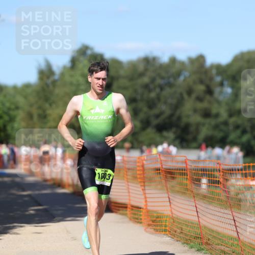 07.09.2025 - 19. Norderstedt Triathlon Michael Strokosch http://msf.ph/oto/8799533 07.09.2025 14:48:13 Laufen 1003 meine-sportfotos.de