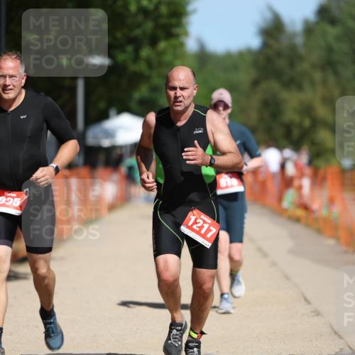 07.09.2025 - 19. Norderstedt Triathlon Michael Strokosch http://msf.ph/oto/8799539 07.09.2025 12:29:21 Laufen 756, 818, 835, 1217, 1306, 1379 meine-sportfotos.de