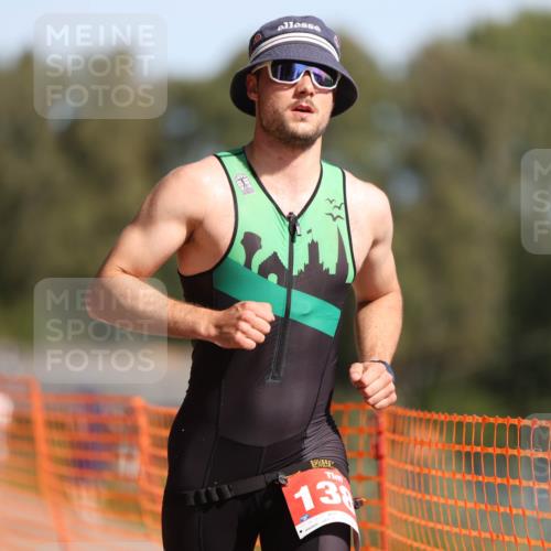 07.09.2025 - 19. Norderstedt Triathlon Michael Strokosch http://msf.ph/oto/8799544 07.09.2025 11:59:43 Laufen 1383 meine-sportfotos.de