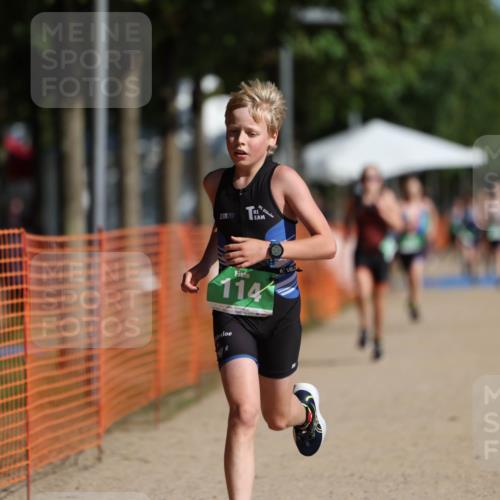07.09.2025 - 19. Norderstedt Triathlon Michael Strokosch http://msf.ph/oto/8799548 07.09.2025 10:56:07 Laufen 109, 114, 682 meine-sportfotos.de