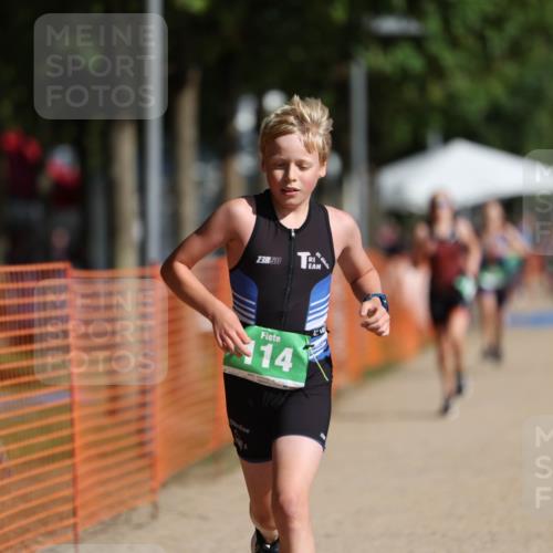 07.09.2025 - 19. Norderstedt Triathlon Michael Strokosch http://msf.ph/oto/8799555 07.09.2025 10:56:08 Laufen 109, 114, 682 meine-sportfotos.de