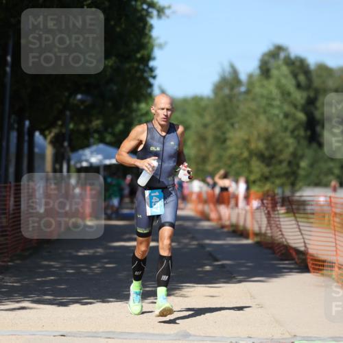 07.09.2025 - 19. Norderstedt Triathlon Michael Strokosch http://msf.ph/oto/8799584 07.09.2025 14:48:21 Laufen 1457 meine-sportfotos.de