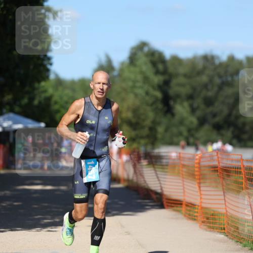 07.09.2025 - 19. Norderstedt Triathlon Michael Strokosch http://msf.ph/oto/8799613 07.09.2025 14:48:22 Laufen 1457 meine-sportfotos.de