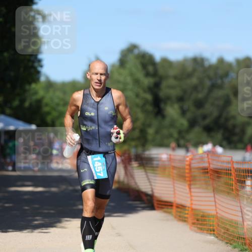 07.09.2025 - 19. Norderstedt Triathlon Michael Strokosch http://msf.ph/oto/8799619 07.09.2025 14:48:22 Laufen 1457 meine-sportfotos.de