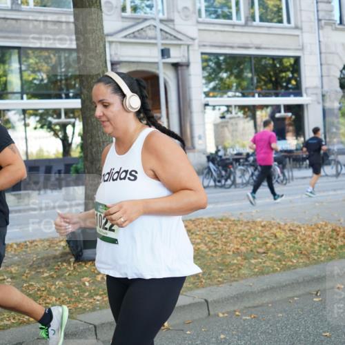 07.09.2025 - BARMER Alsterlauf Yannick Fuchs http://msf.ph/oto/8799624 07.09.2025 11:47:44 Laufen 8382, 1022 meine-sportfotos.de