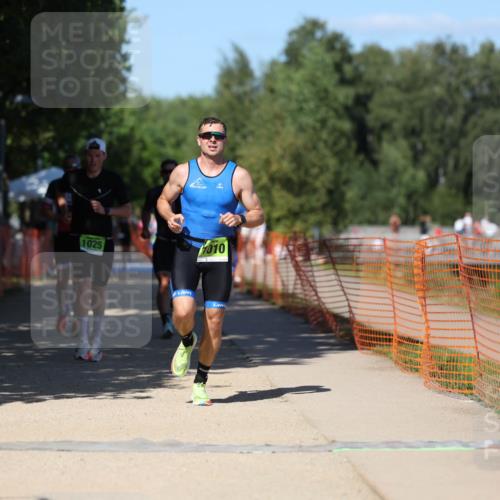 07.09.2025 - 19. Norderstedt Triathlon Michael Strokosch http://msf.ph/oto/8799685 07.09.2025 14:48:35 Laufen 911, 986, 997, 1010, 1025, 1039 meine-sportfotos.de