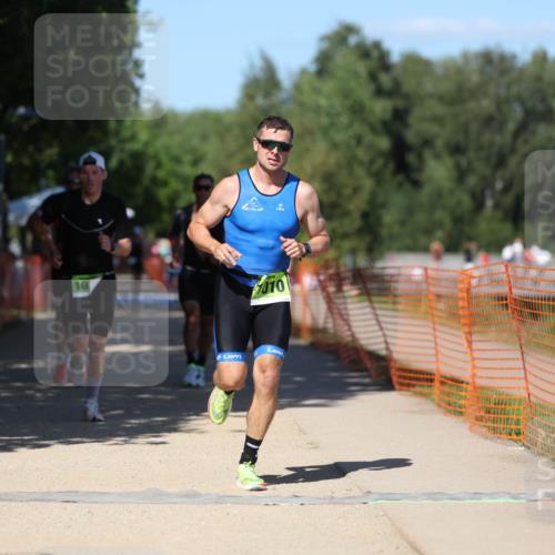 07.09.2025 - 19. Norderstedt Triathlon Michael Strokosch http://msf.ph/oto/8799705 07.09.2025 14:48:36 Laufen 911, 986, 997, 1010, 1025, 1039 meine-sportfotos.de