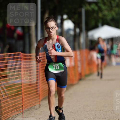 07.09.2025 - 19. Norderstedt Triathlon Michael Strokosch http://msf.ph/oto/8799713 07.09.2025 10:56:15 Laufen 70, 76, 102, 682 meine-sportfotos.de