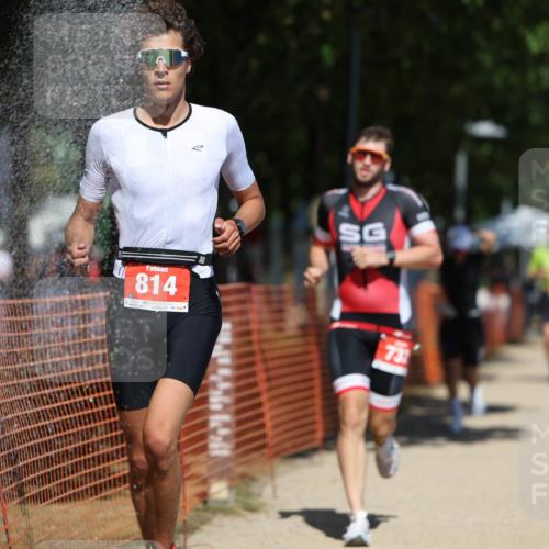 07.09.2025 - 19. Norderstedt Triathlon Michael Strokosch http://msf.ph/oto/8799793 07.09.2025 13:07:23 Laufen 718, 732, 814, 1248, 1384 meine-sportfotos.de
