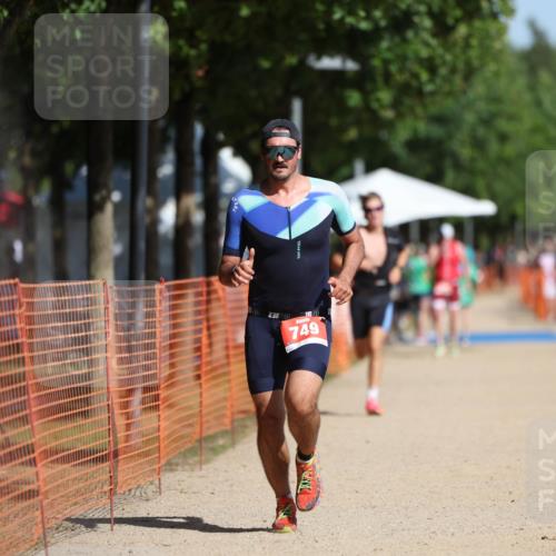 07.09.2025 - 19. Norderstedt Triathlon Michael Strokosch http://msf.ph/oto/8799851 07.09.2025 12:00:23 Laufen 714, 749, 1184, 1253 meine-sportfotos.de