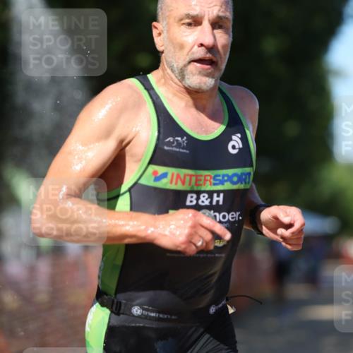 07.09.2025 - 19. Norderstedt Triathlon Michael Strokosch http://msf.ph/oto/8799891 07.09.2025 14:48:45 Laufen 911, 965, 986, 997, 1018, 1039 meine-sportfotos.de