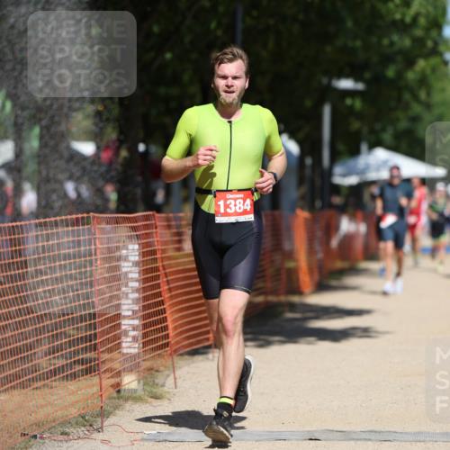 07.09.2025 - 19. Norderstedt Triathlon Michael Strokosch http://msf.ph/oto/8799892 07.09.2025 13:07:31 Laufen 718, 788, 1384 meine-sportfotos.de