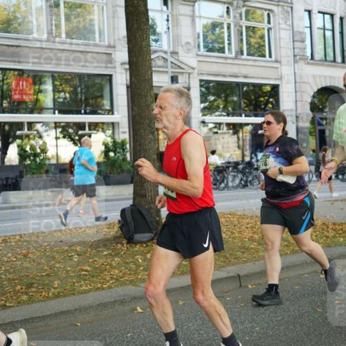 07.09.2025 - BARMER Alsterlauf Yannick Fuchs http://msf.ph/oto/8799901 07.09.2025 11:48:03 Laufen 18, 1025, 1119 meine-sportfotos.de