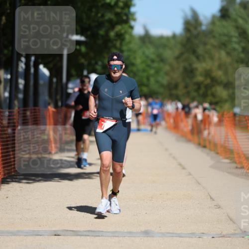 07.09.2025 - 19. Norderstedt Triathlon Michael Strokosch http://msf.ph/oto/8799938 07.09.2025 13:07:36 Laufen 709, 781, 788, 816, 1262 meine-sportfotos.de