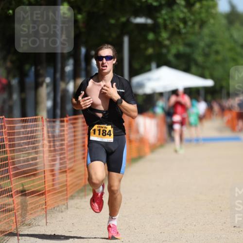 07.09.2025 - 19. Norderstedt Triathlon Michael Strokosch http://msf.ph/oto/8799944 07.09.2025 12:00:28 Laufen 714, 749, 1184 meine-sportfotos.de