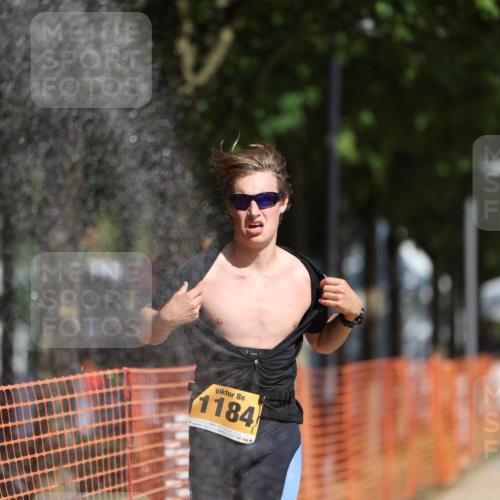 07.09.2025 - 19. Norderstedt Triathlon Michael Strokosch http://msf.ph/oto/8799995 07.09.2025 12:00:29 Laufen 714, 749, 1184 meine-sportfotos.de