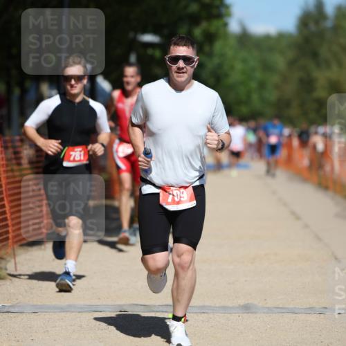 07.09.2025 - 19. Norderstedt Triathlon Michael Strokosch http://msf.ph/oto/8800011 07.09.2025 13:07:40 Laufen 709, 781, 788, 816, 1262 meine-sportfotos.de