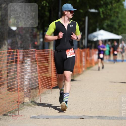 07.09.2025 - 19. Norderstedt Triathlon Michael Strokosch http://msf.ph/oto/8800046 07.09.2025 12:30:03 Laufen 261, 279, 1357 meine-sportfotos.de