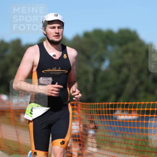 07.09.2025 - 19. Norderstedt Triathlon Michael Strokosch http://msf.ph/oto/8800048 07.09.2025 14:48:58 Laufen 999 meine-sportfotos.de