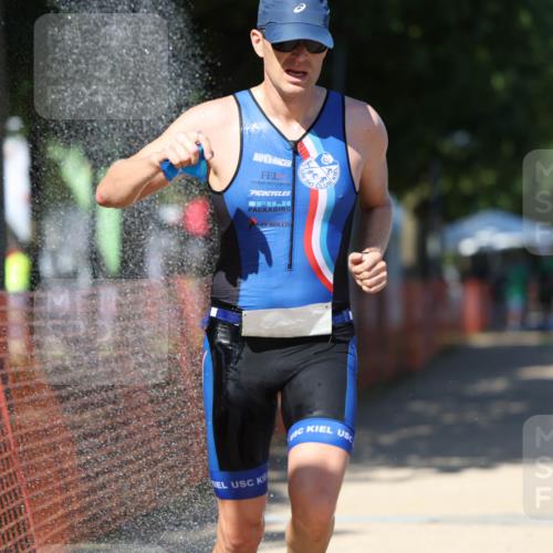 07.09.2025 - 19. Norderstedt Triathlon Michael Strokosch http://msf.ph/oto/8800144 07.09.2025 14:49:26 Laufen 1011, 1032, 1042 meine-sportfotos.de