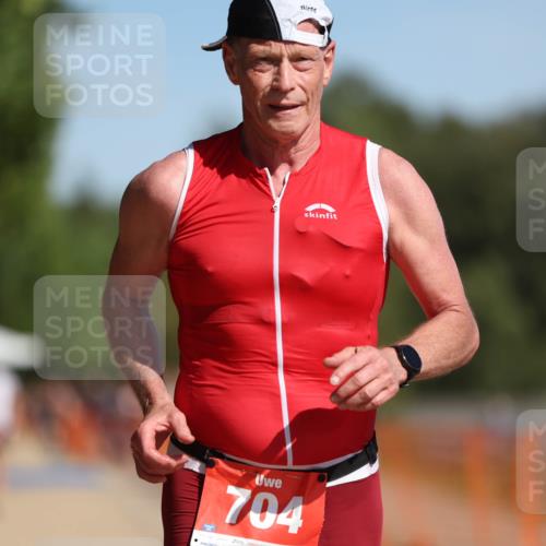 07.09.2025 - 19. Norderstedt Triathlon Michael Strokosch http://msf.ph/oto/8800160 07.09.2025 12:00:43 Laufen 704 meine-sportfotos.de