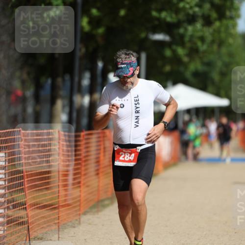 07.09.2025 - 19. Norderstedt Triathlon Michael Strokosch http://msf.ph/oto/8800238 07.09.2025 12:00:53 Laufen 284, 1152 meine-sportfotos.de