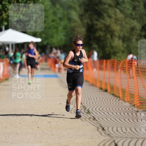 07.09.2025 - 19. Norderstedt Triathlon Michael Strokosch http://msf.ph/oto/8800250 07.09.2025 10:57:00 Laufen 122 meine-sportfotos.de