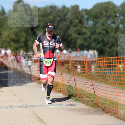 07.09.2025 - 19. Norderstedt Triathlon Michael Strokosch http://msf.ph/oto/8800288 07.09.2025 14:49:43 Laufen 985 meine-sportfotos.de