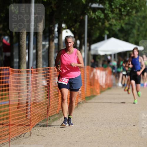 07.09.2025 - 19. Norderstedt Triathlon Michael Strokosch http://msf.ph/oto/8800306 07.09.2025 10:57:03 Laufen 122, 1125 meine-sportfotos.de