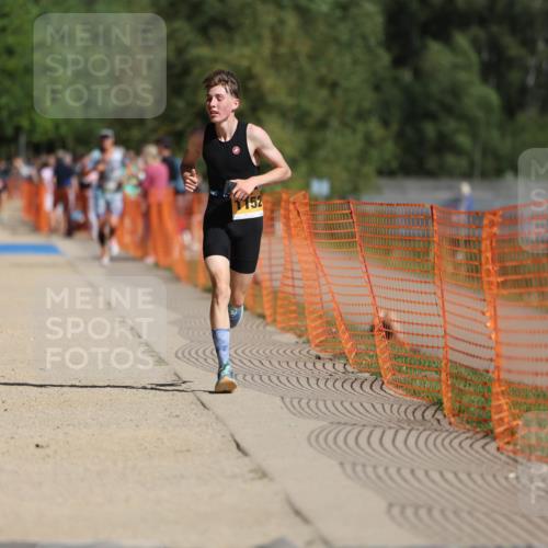 07.09.2025 - 19. Norderstedt Triathlon Michael Strokosch http://msf.ph/oto/8800335 07.09.2025 12:00:57 Laufen 284, 1152 meine-sportfotos.de