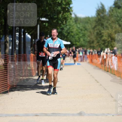 07.09.2025 - 19. Norderstedt Triathlon Michael Strokosch http://msf.ph/oto/8800337 07.09.2025 13:08:11 Laufen 167, 212, 249 meine-sportfotos.de